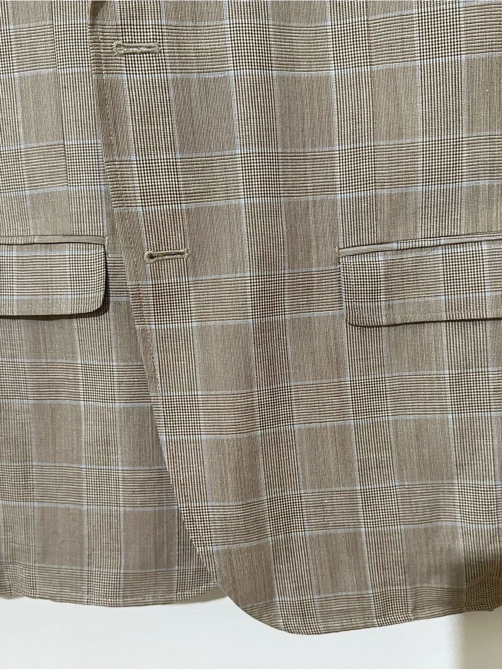 Daniel Hechter Beige Plaid Blazer with Subtle Windowpane